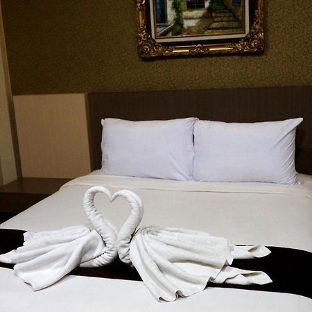 Grand Dian Boutique Hotel Cirebon Exterior photo