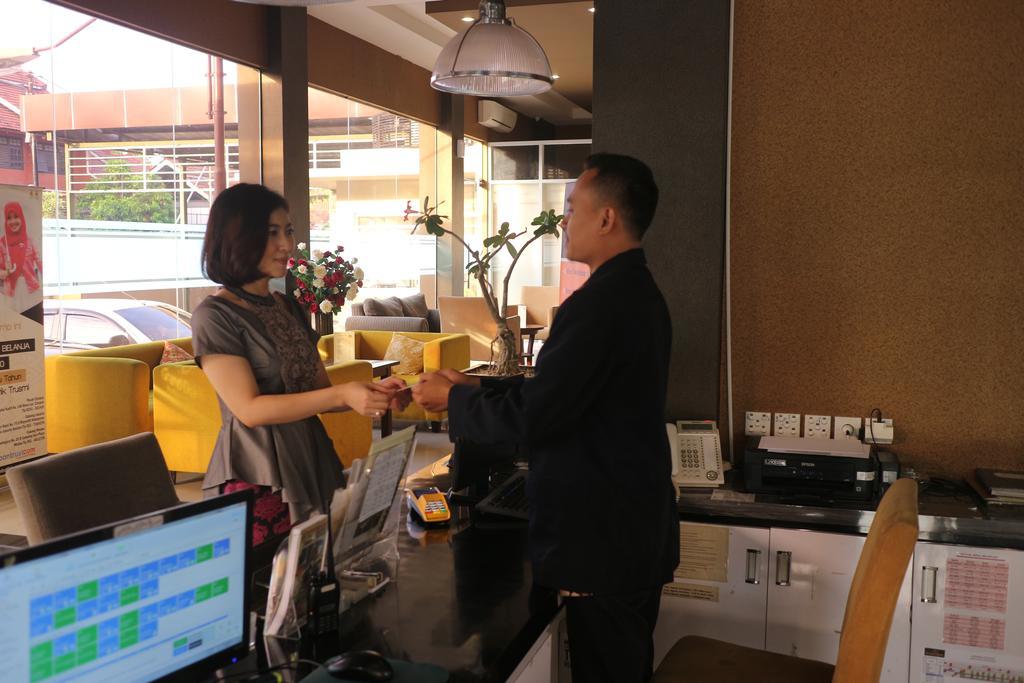 Grand Dian Boutique Hotel Cirebon Exterior photo