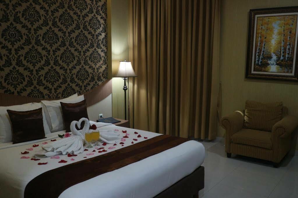 Grand Dian Boutique Hotel Cirebon Exterior photo